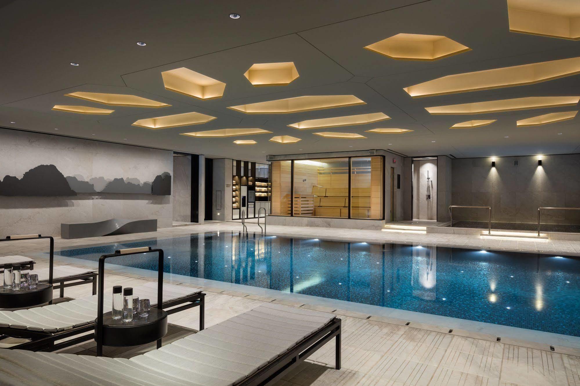 Four Seasons Hotel
